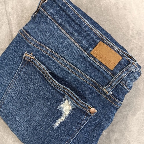Judy Blue Denim - Judy Blue Sz 13/31 Distressed Jeans Boyfriend Fit Ripped Denim Dark Wash Womens